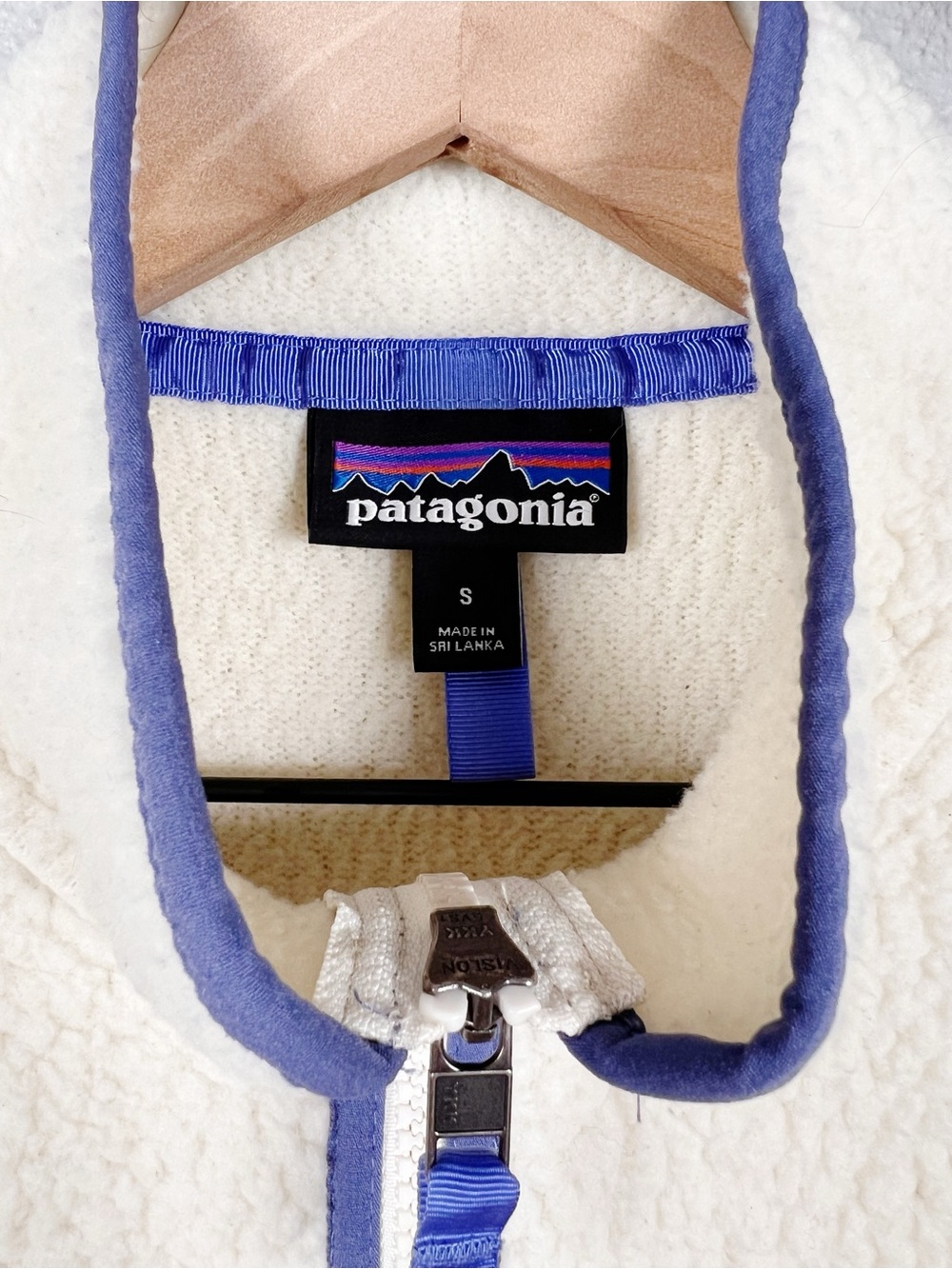 Patagonia Retro Pile Fleece Jacket in Natural Size Small - Picture 4 of 6